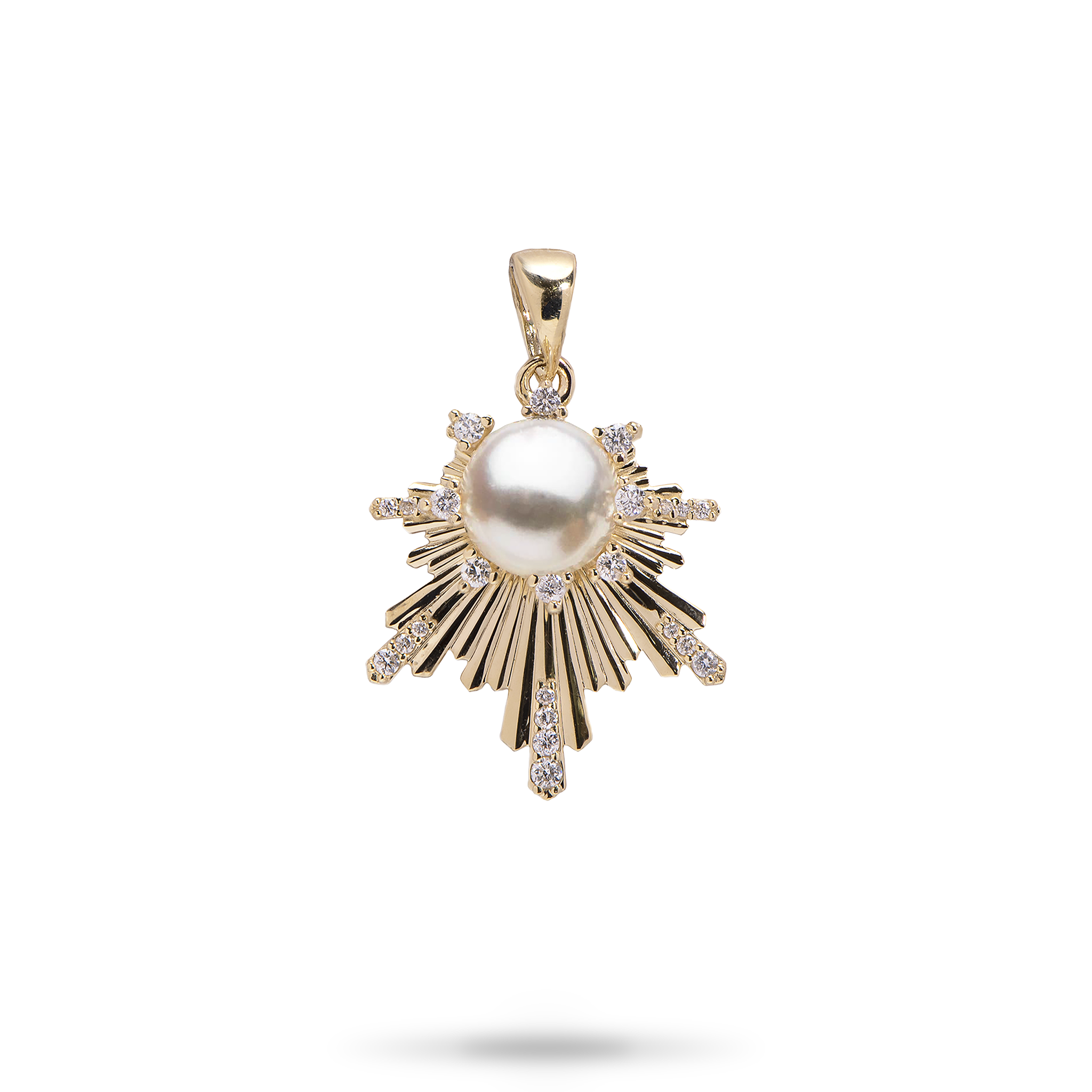E Hoʻāla Akoya Pearl Pendant in Gold with Diamonds - 22mm