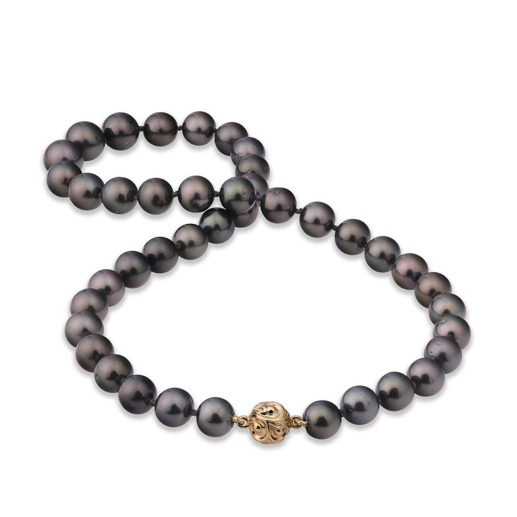 18-19 Tahitian Black Pearl Strand with Magnetic Gold Clasp