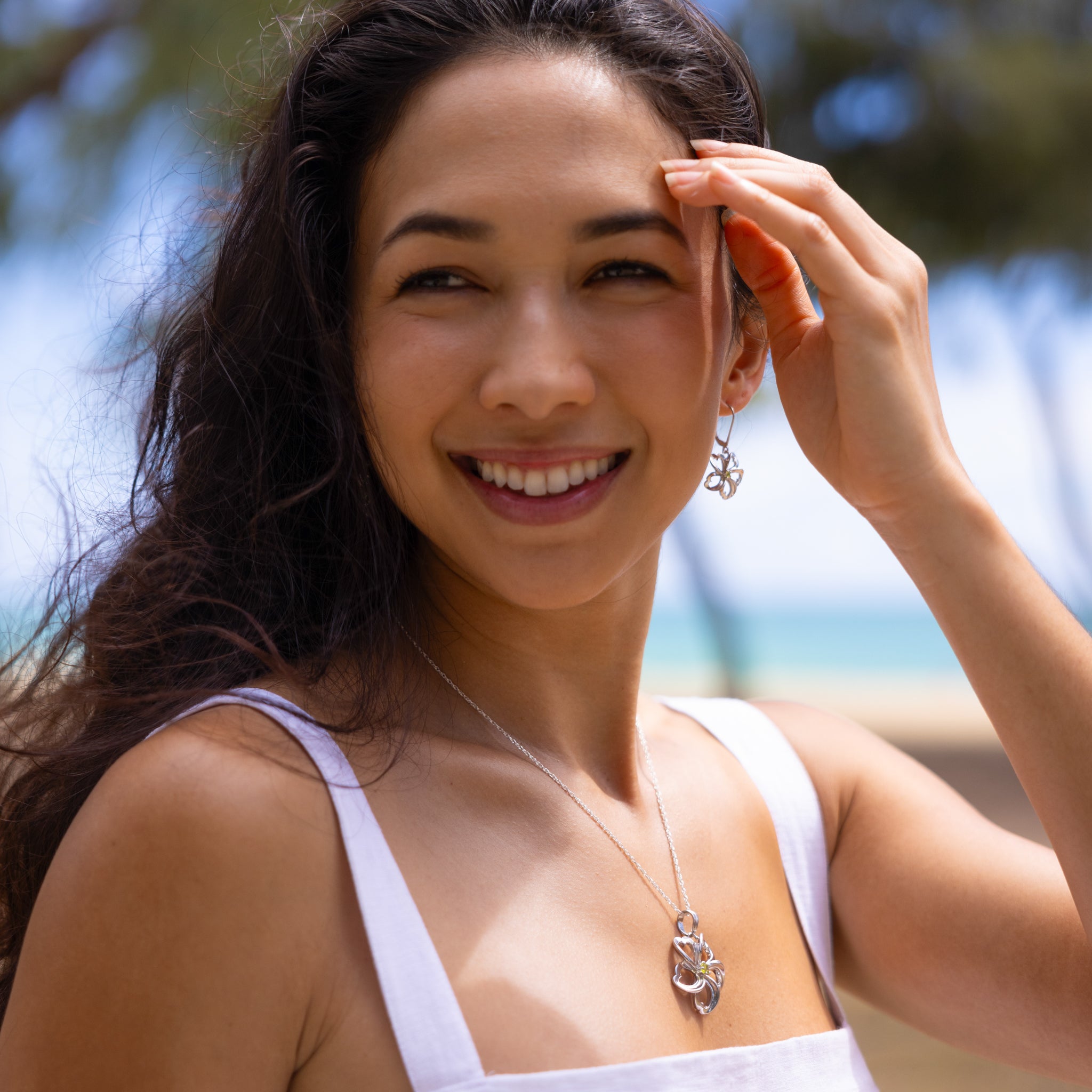 18" Plumeria Peridot Necklace in Sterling Silver - 30mm