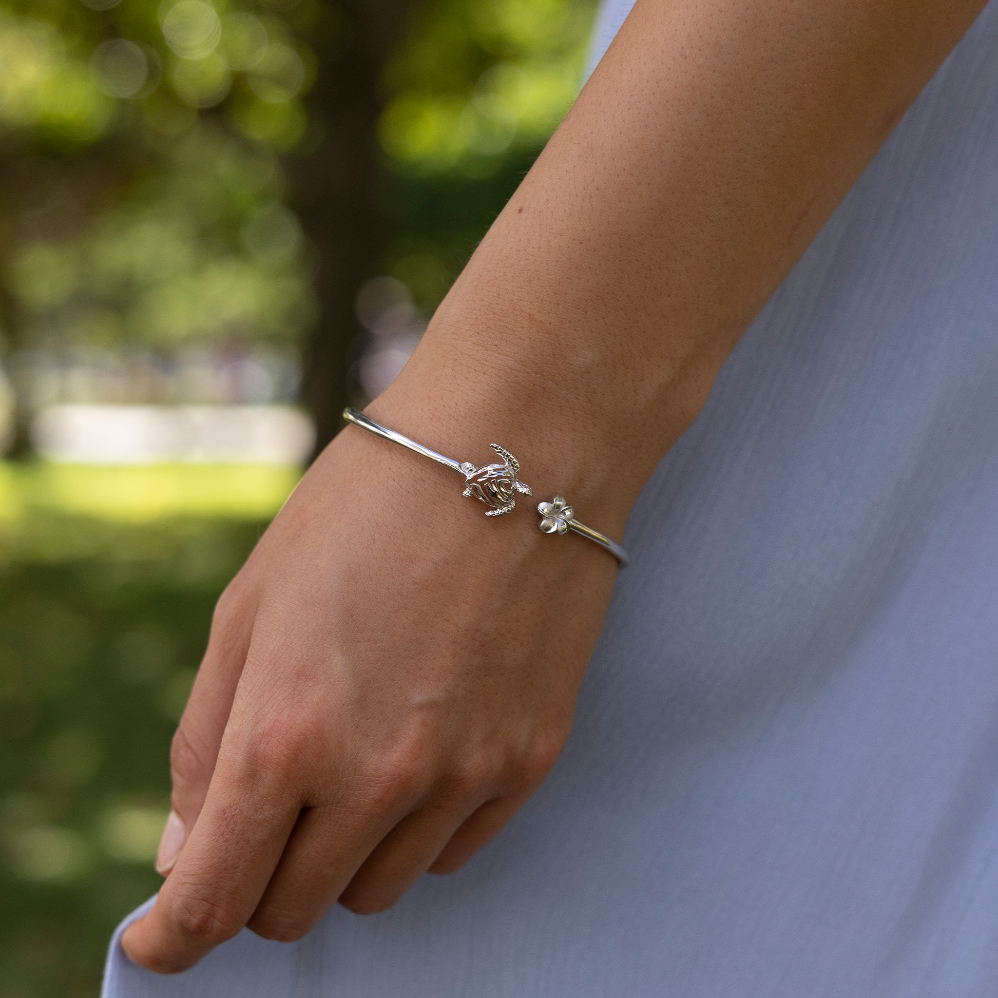 Bracelet Honu et Plumeria en argent sterling - taille 7,5 "