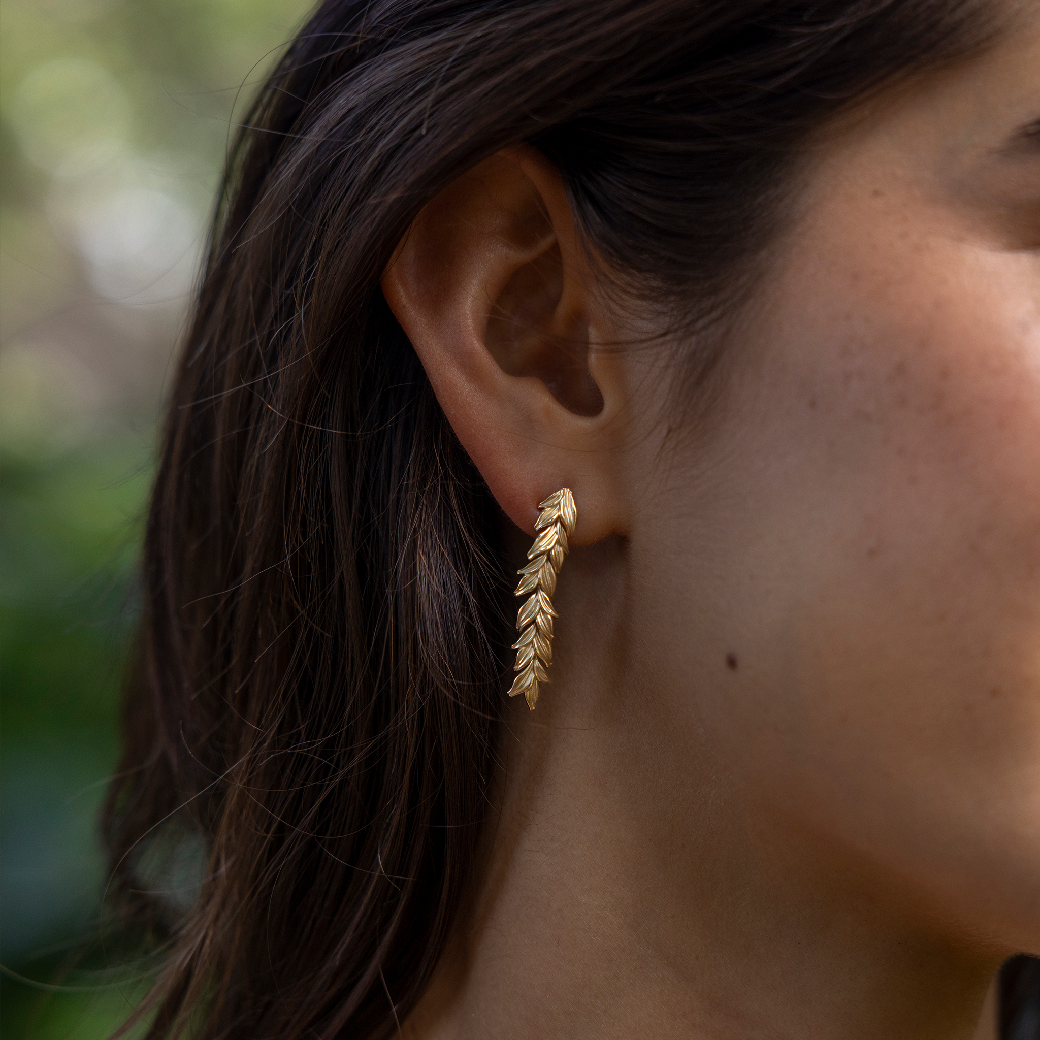 Maile Earrings in Gold - 38mm